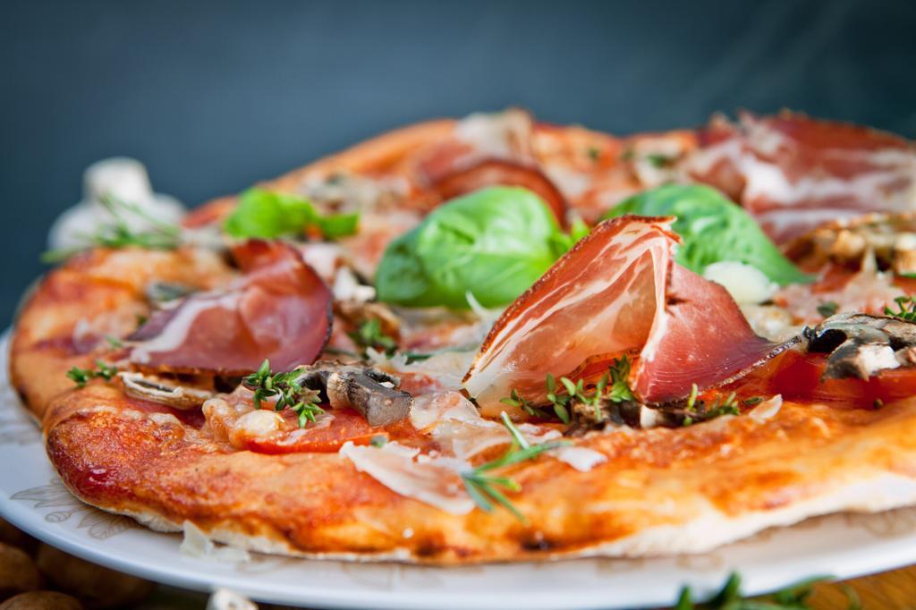 pizza schinken.jpg